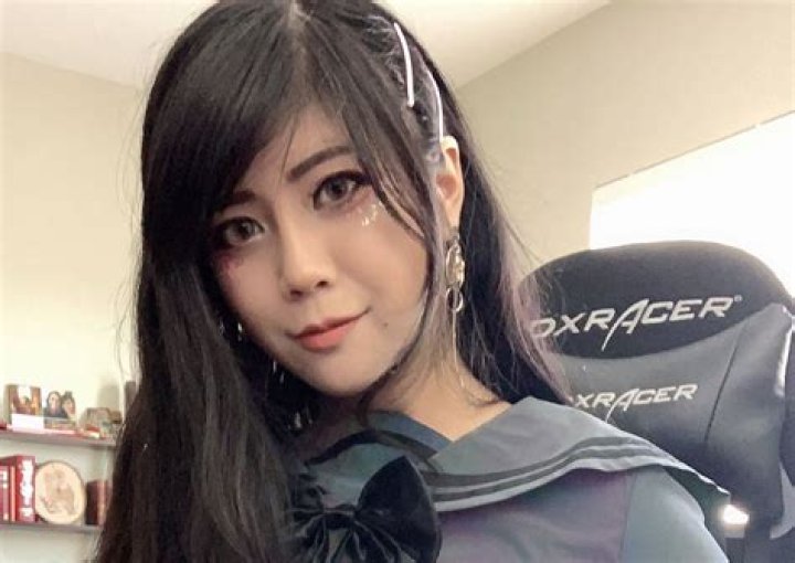 Who is Twitch Streamer Quqco? Real Name, Age, Boyfriend, Wiki