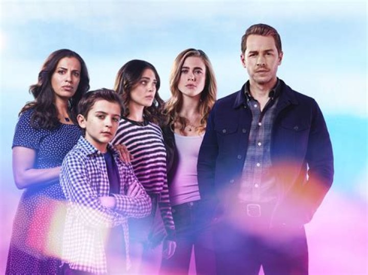 Who plays the older Cal Stone in Manifest season 4?