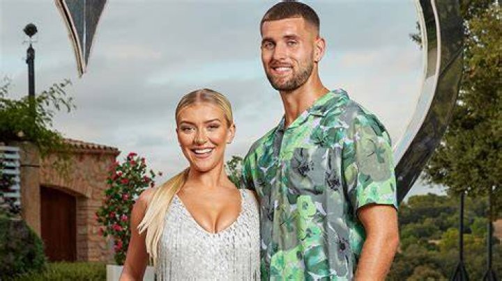 
Why Did Zach Hartman Quit Love Island 2022? Here’s What Happened To The Model 