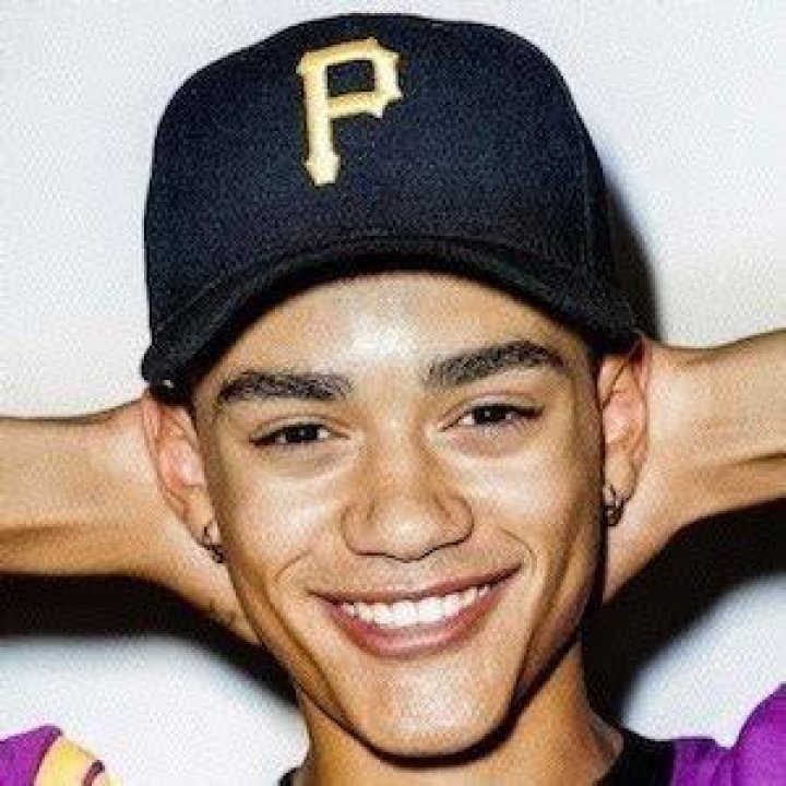 Zion Kuwonu - Age, Family, Bio